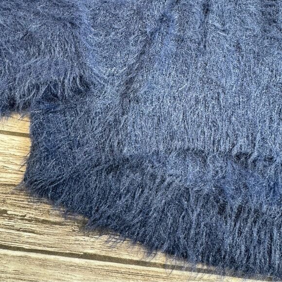 LC Lauren Conrad Women's Fuzzy Fair Isle Sweater Blue White Pink M Med Medium - Picture 8 of 13